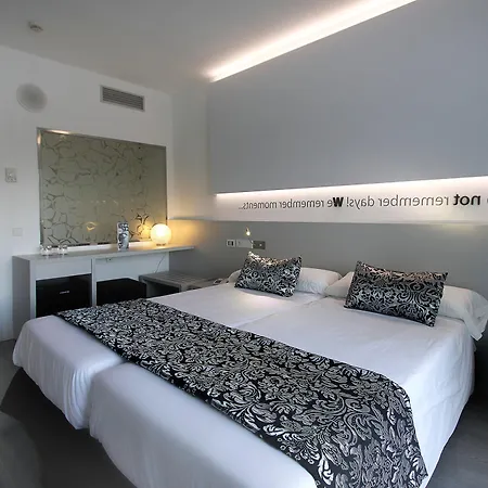 Bg Pamplona Hotell 4*
